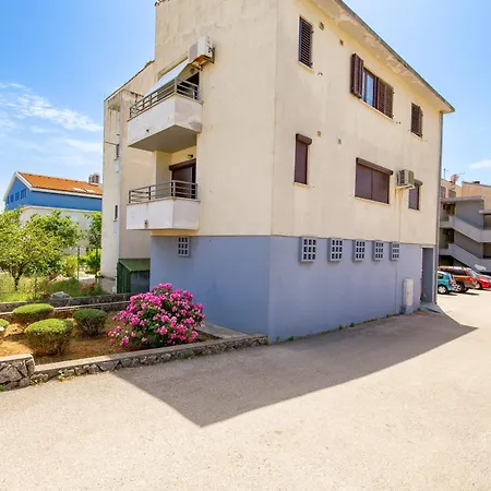 Kety Apartment