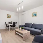 Apartment Kety *